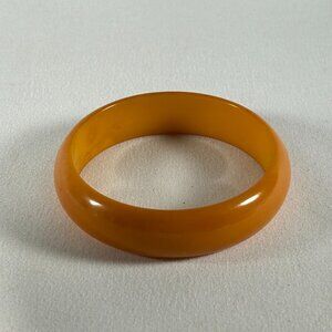 VINTAGE COLLECTABLE ORANGE RETRO BAKELITE “THICK” BANGLE/BRACELET